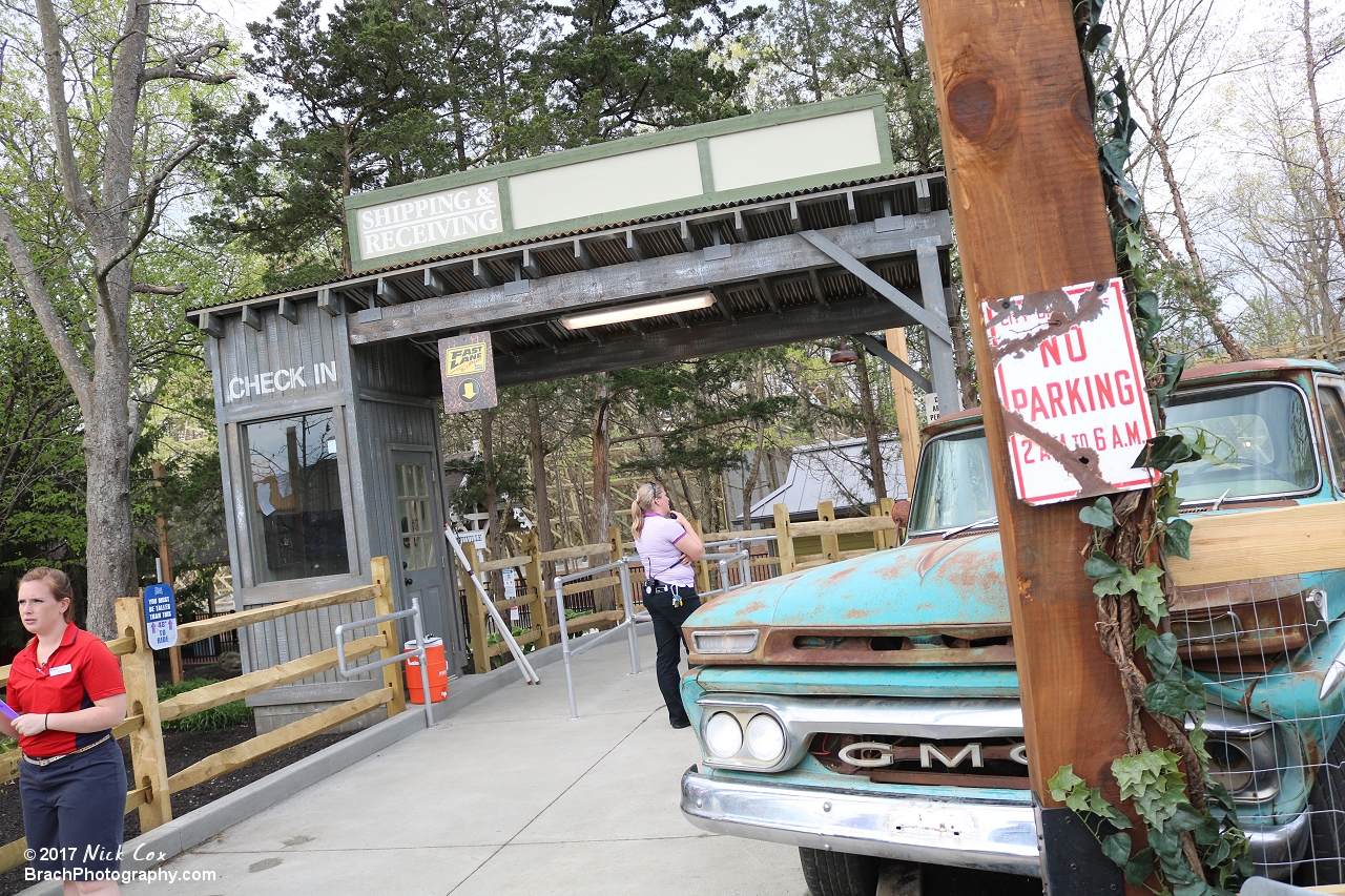 The entrance for Mystic Timbers.