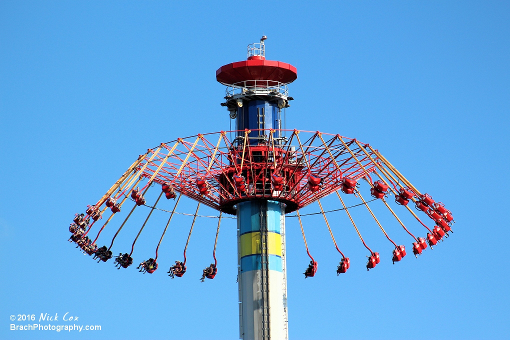 The Mondial swing at 301 feet in the air.