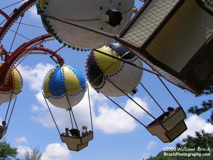 Balloon Race is a mild ride that provides a good breeze through your hair.