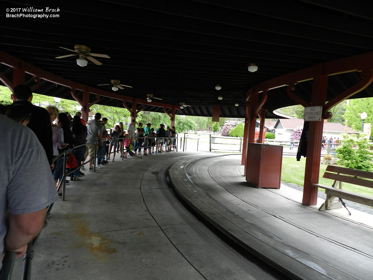 Gasoline Alley's station view.