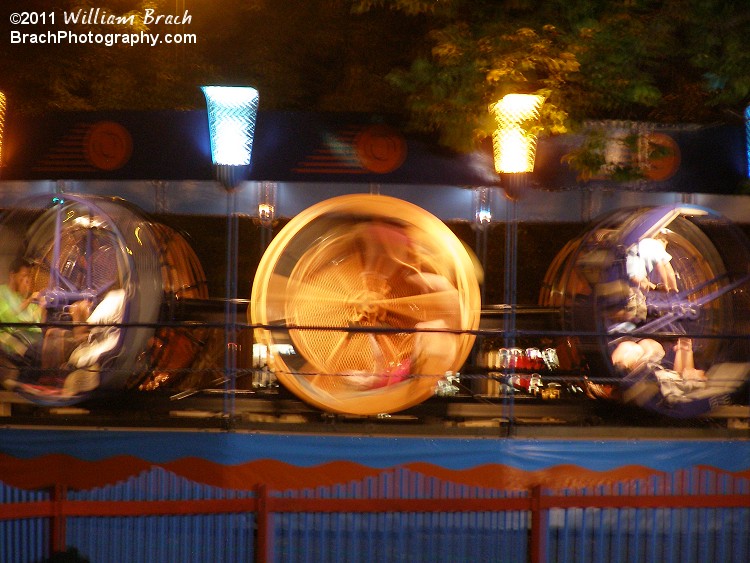 Looper spinning riders at night!