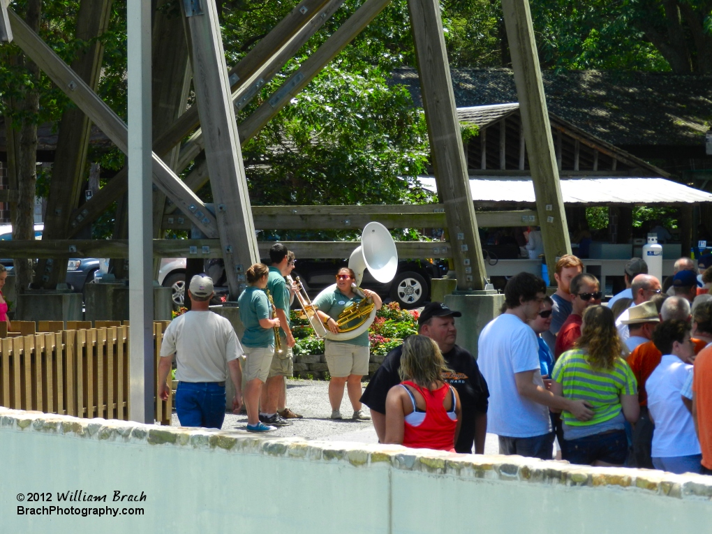 These guys were seen walking around the park and playing tunes.