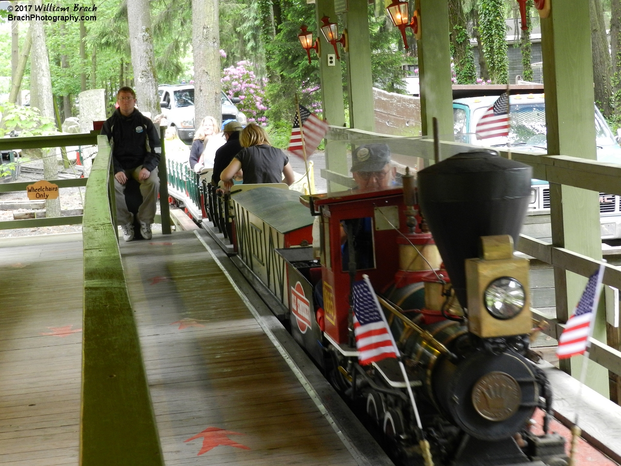 Ole Smokey train entering the station.