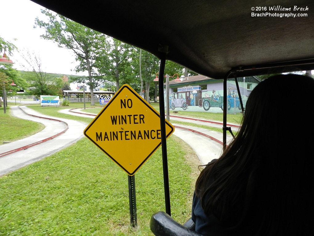 No winter maintenance for this ride as it's closed in the winter time.