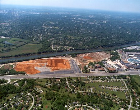 Notice that little smaller patch of dirt to the right in this photo?  That's the park all torn out. (Image generously STOLEN from OpryMills.com back in 2000)