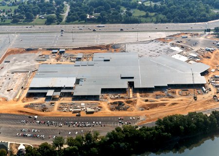 Opryland USA was torn out to build a big metal box with smaller boxes inside it.  Whoopie-Schitt. (Image generously STOLEN from OpryMills.com back in 2000)