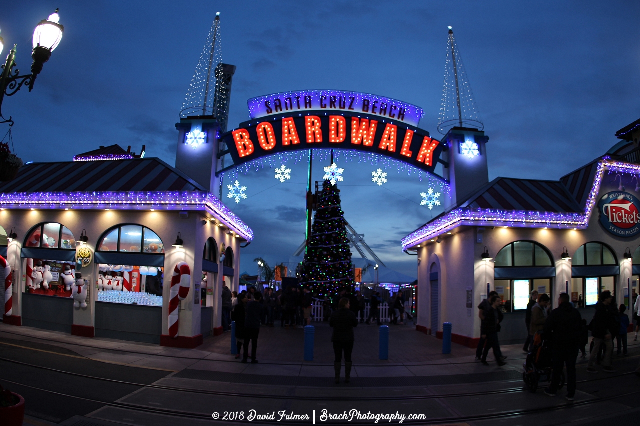 Main entrance to the Boardwalk.