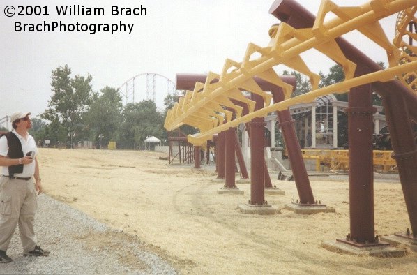 Fellow Danimation.com moderator Justin Amrhein admiring the pretty yellow Vekoma track.