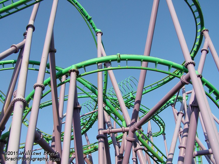 Joker's Jinx was repainted for the 2006 season and 5 years later, it is showing that it needs yet another new coat of paint.