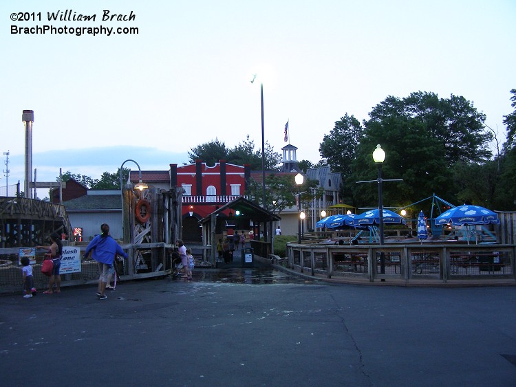 Area around Shipwreck Falls and Cyclone.