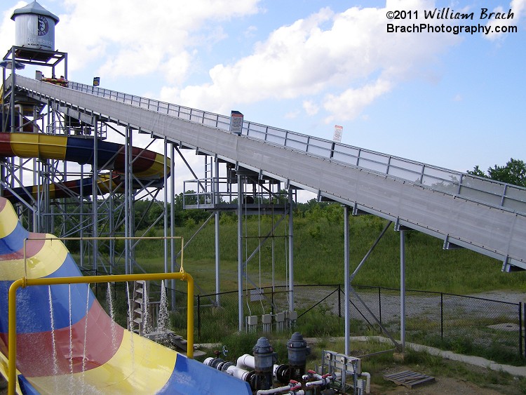 The lift hill of Penguin's Blizzard River.