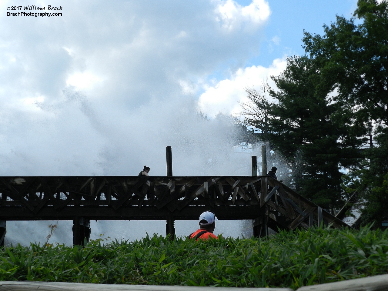 Shipwreck Falls produces a huge splash to cool off not only everyone on the ride, but everyone walking across the exit bridge infront of the ride when the boat splashes down.