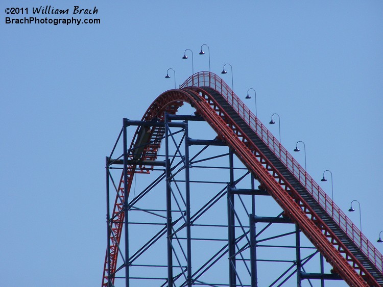 Looking at the top of Superman: Ride of Steel's lift hill.