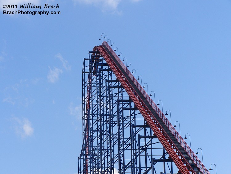 Superman's lift hill as seen from the Capital Railways train ride.