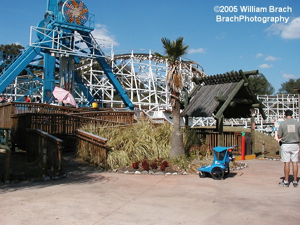 The magic carpet styled ride at Six Flags America.