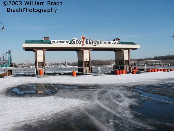 Six Flags Darien Lake's ticket booths - closed for the winter.