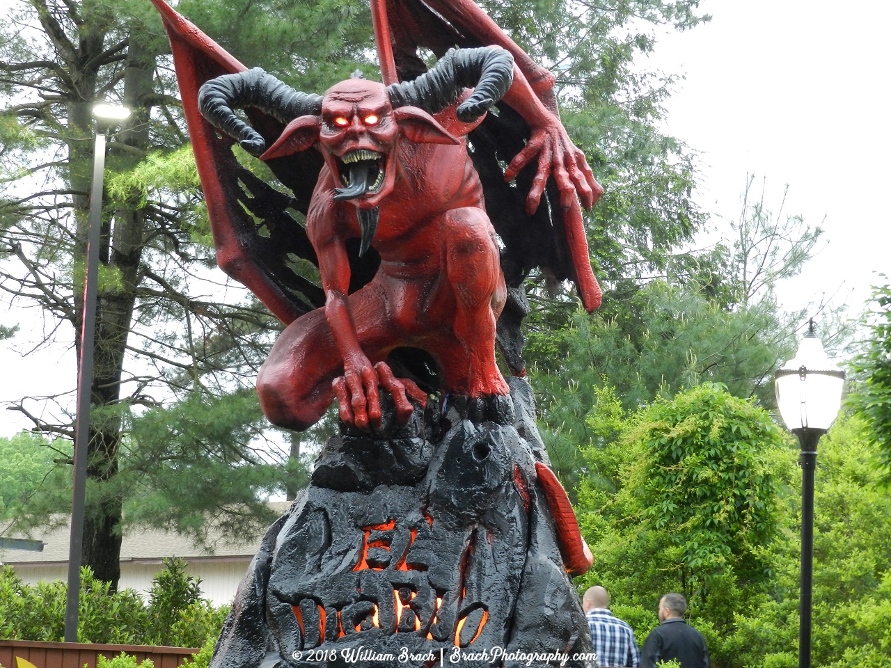 The Diablo that stands outside the ride entry.