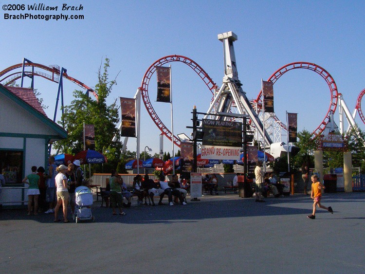 Batwing element seen behind the Spaceship ride.