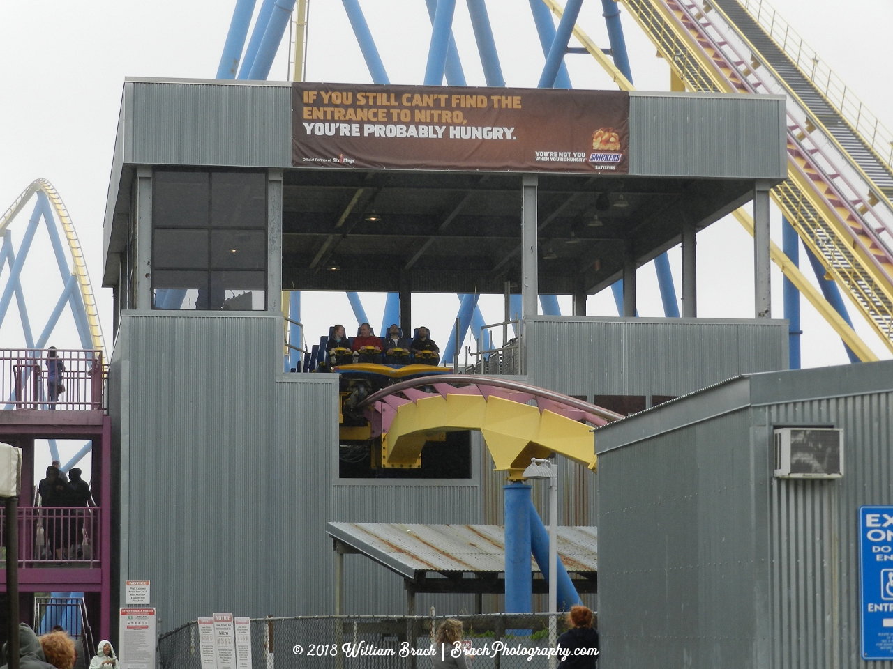 Looking at Nitro's station from outside the queue.