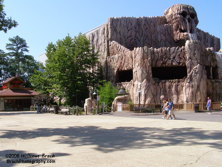 Looking towards the entrance to the ride.