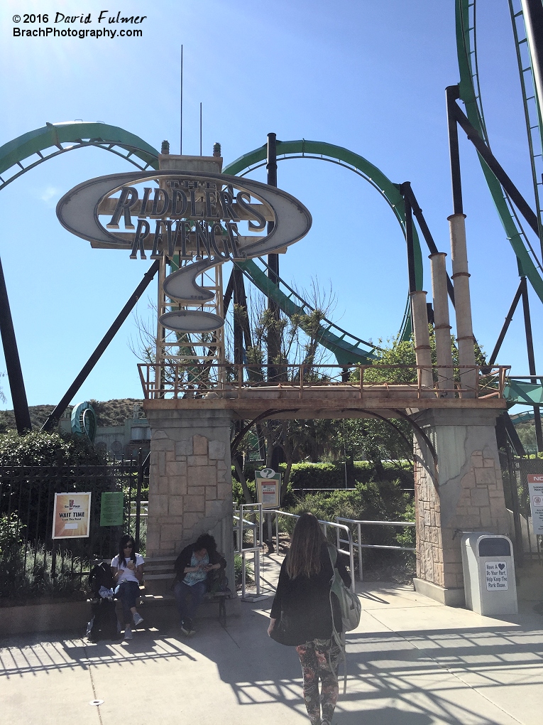 Entrance to the stand-up coaster in the park - Riddler's Revenge.