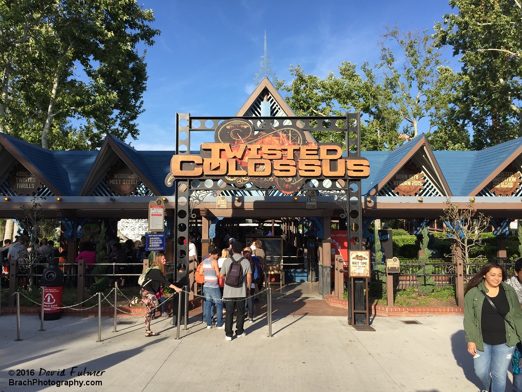 Entrance to Twisted Colossus.