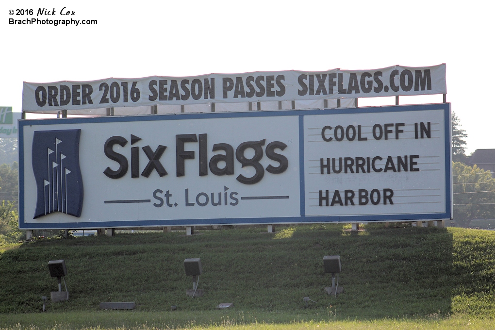 The entrance sign.