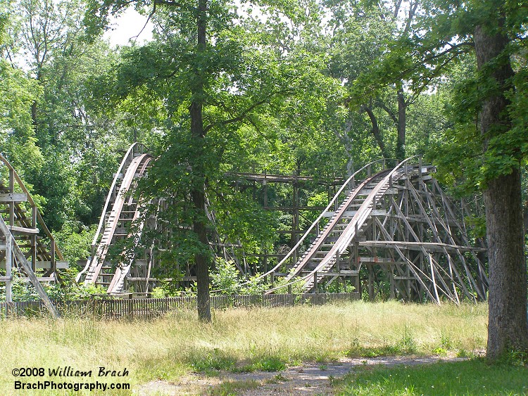 The turnaround on Cyclone - notice how overgrown the weeds/shrubs are?